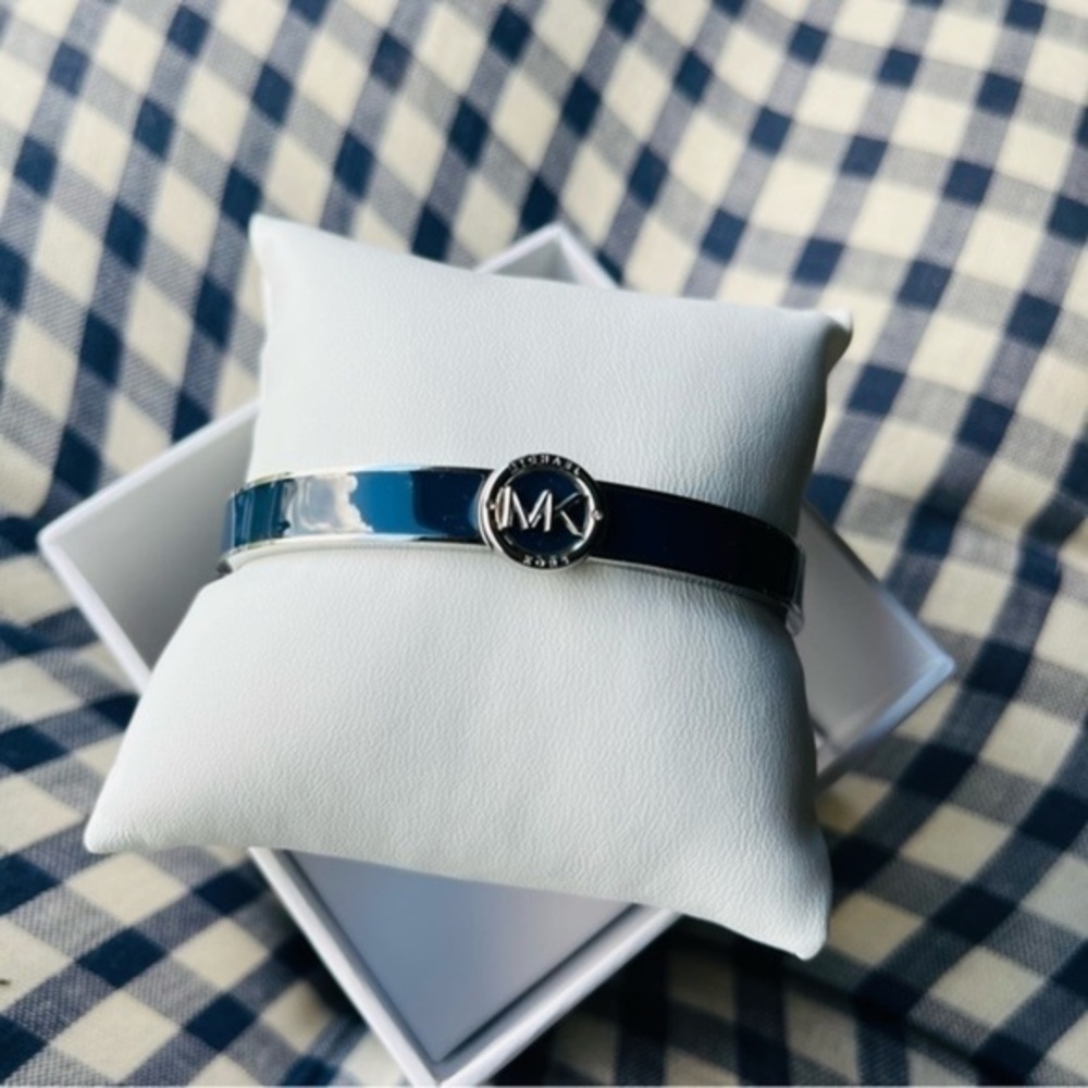 Michael Kors Silver-Tone & Blue Enamel Logo Hinge Bangle Bracelet NWT